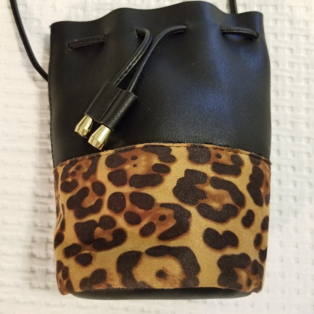 Wild Fable Mini Drawstring Bucket Purse - Picture 2 of 8